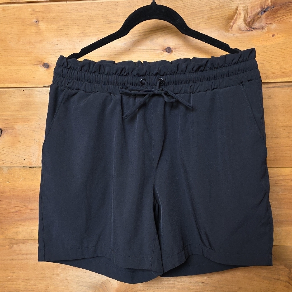 Mondetta Black Elastic Drawstring Athletic Shorts